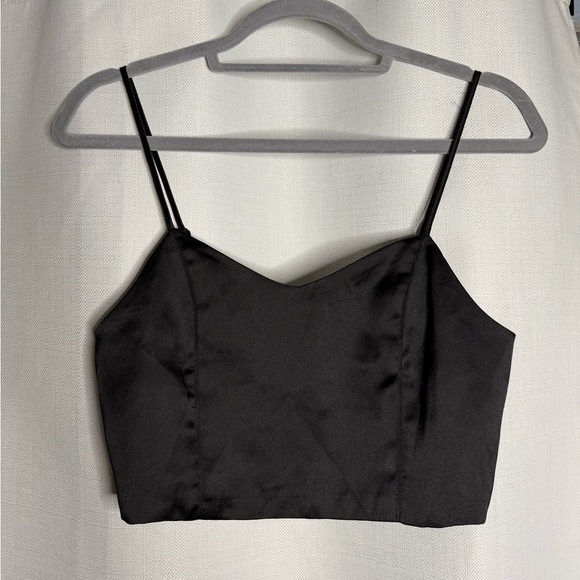 House of Harlow 1960 Black Satin Crop Top Small - Picture 5 of 5